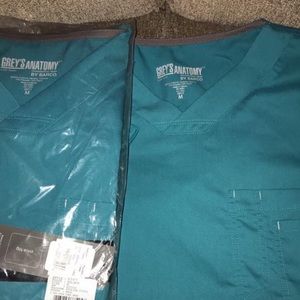 Men’s medium scrubs in teal